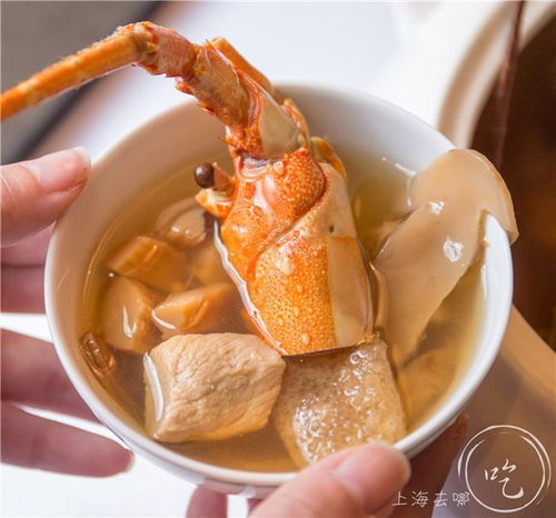 火焰瀑布锅席卷魔都 上桌会着火，一拉就是一米长龙虾鲜香