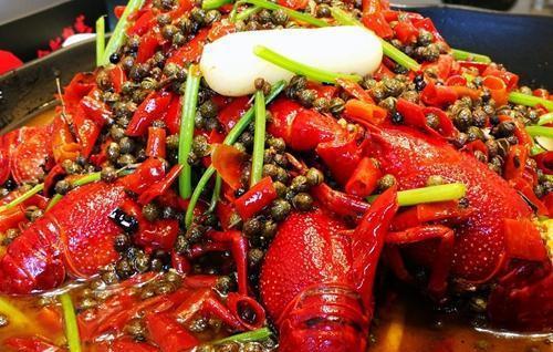 美食精选 四道经典菜品的烹饪艺术